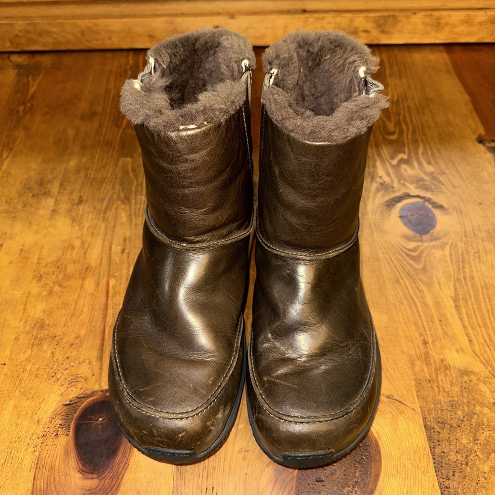 Merrell Encore Trek Boots Men's Size 9 Dark Brown FLAW
